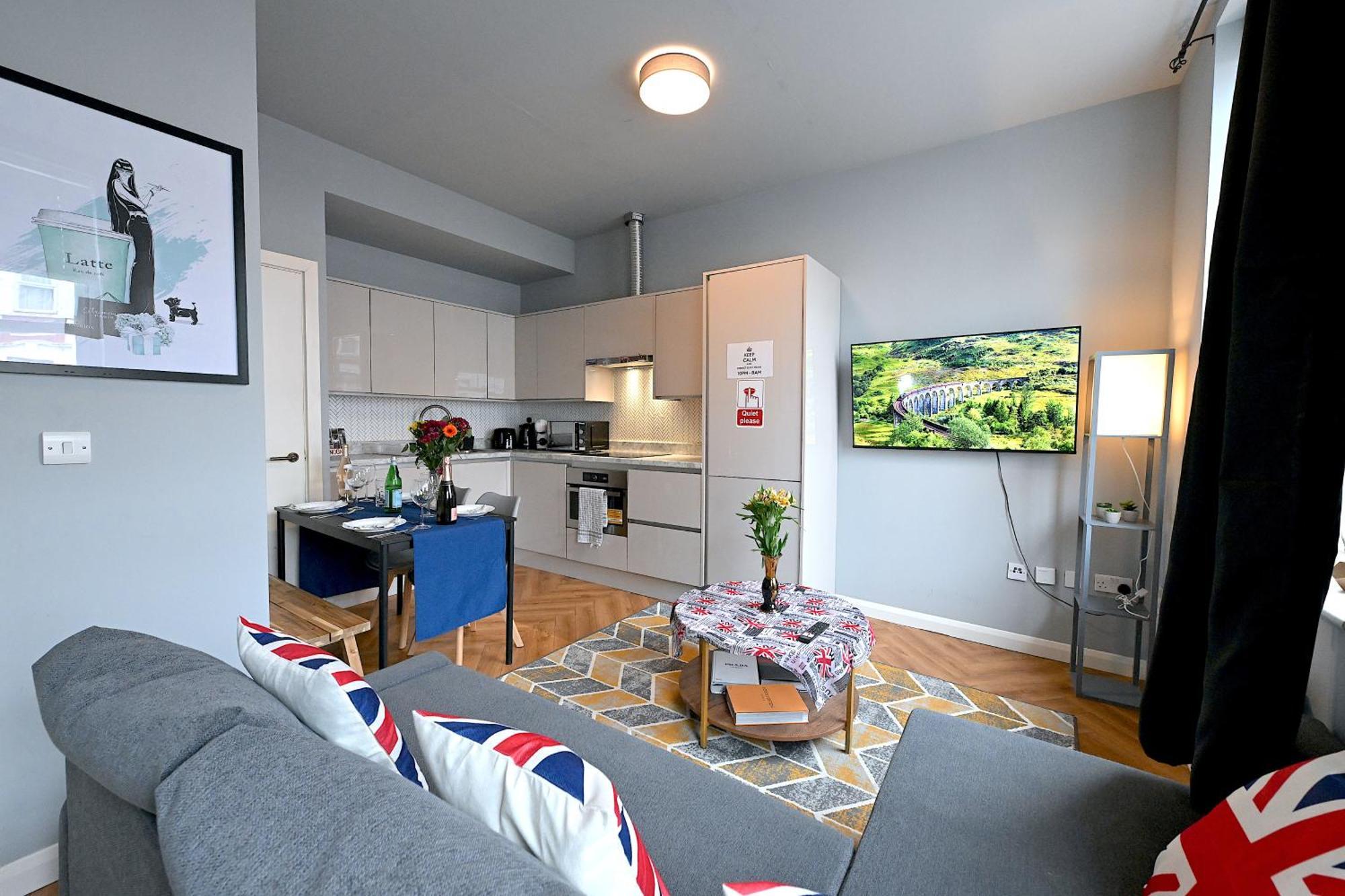1 Bedroom Flat In Wood Green Piccadilly Line London Exteriör bild
